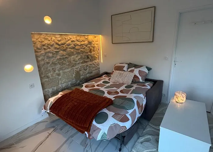 La Du Maine Apartment